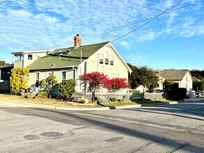 518 Congress Ave in Pacific Grove, CA - Building Photo - Building Photo