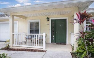 2912 Briarmeric Way in Fort Pierce, FL - Building Photo