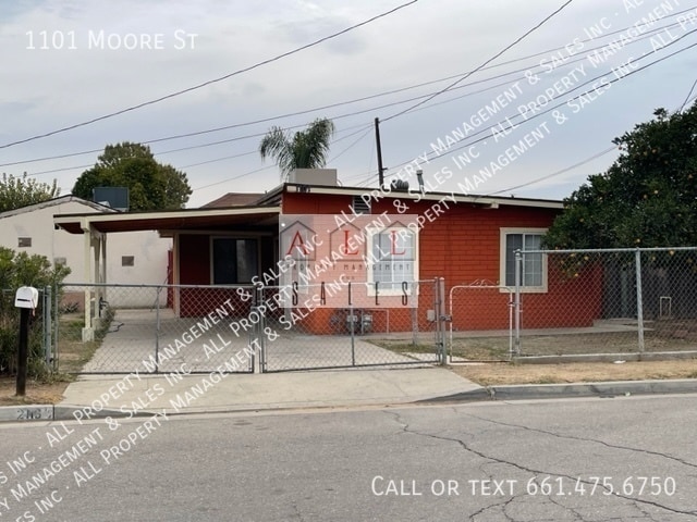property at 1101 Moore St