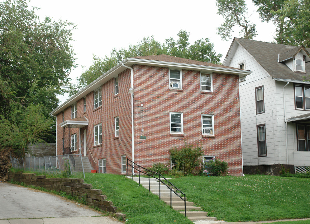 527 S 31st St in Omaha, NE - Building Photo