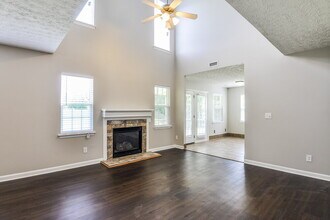 1109 Braemar Highland Dr in Zebulon, NC - Building Photo - Building Photo