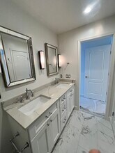1721 Kingsgate Ct, Unit kingsgate in Alexandria, VA - Foto de edificio - Building Photo