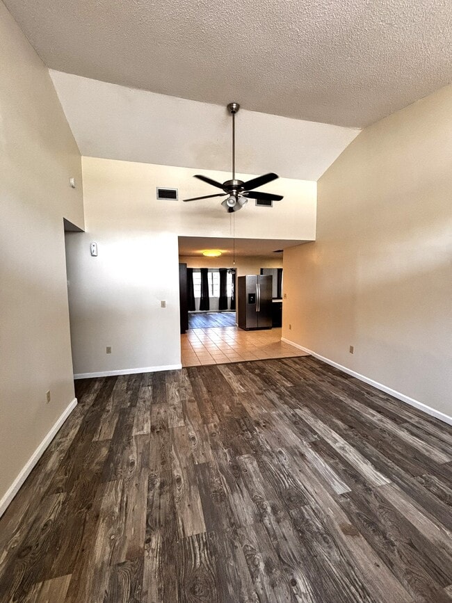 1134 SE 3rd St in Crystal River, FL - Building Photo - Building Photo