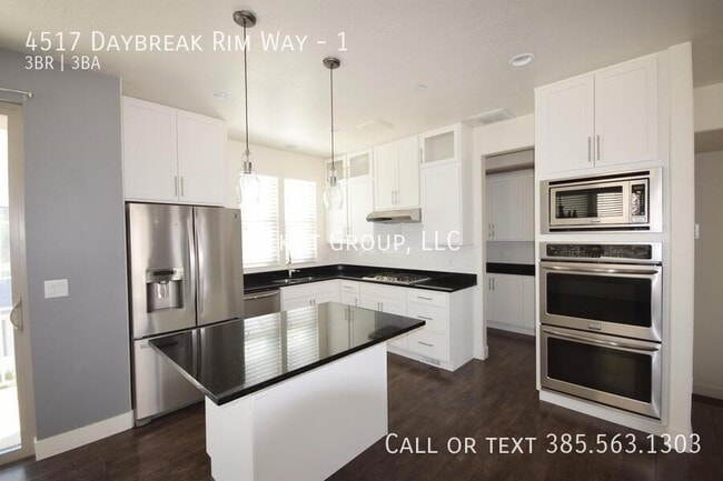 property at 4517 Daybreak Rim Way