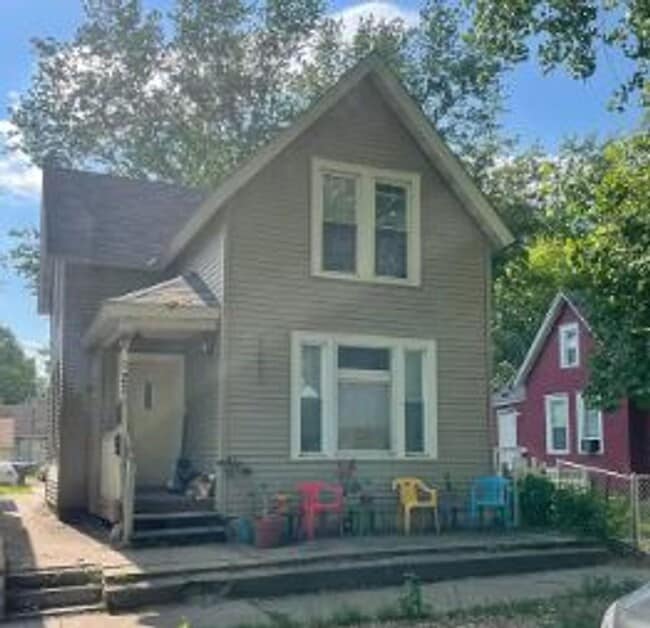 property at 1221 Galtier St