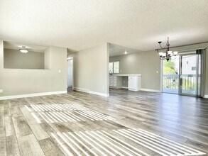 650 Oak Dr in North Salt Lake, UT - Building Photo - Building Photo