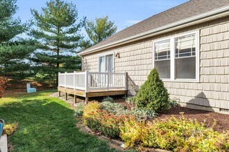 1701 E Amber Ln in Urbana, IL - Building Photo - Building Photo