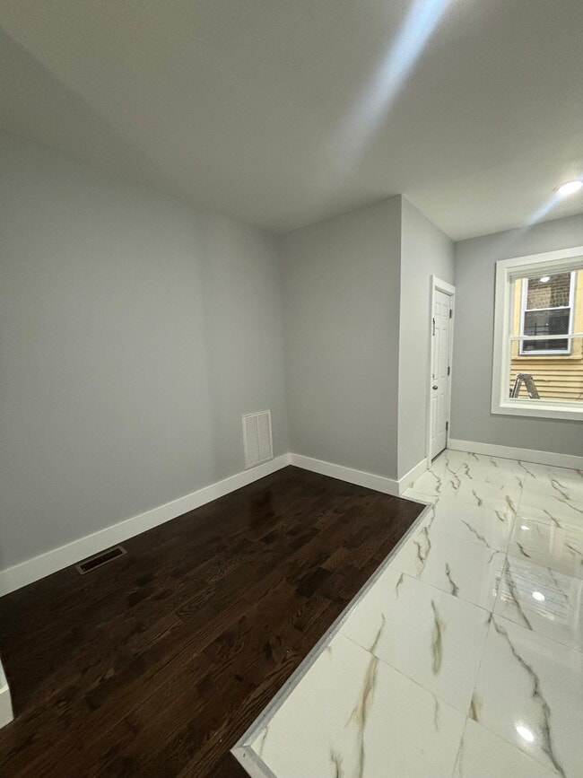 304-306 Renner Ave, Unit 1 in Newark, NJ - Building Photo - Building Photo