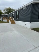 14001 S Western Ave in Blue Island, IL - Building Photo