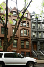 57 W 90th St in New York, NY - Building Photo - Building Photo