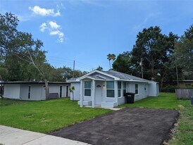 1404 San Juan Ct in Clearwater, FL - Building Photo