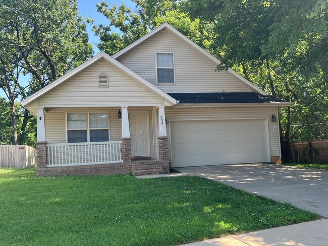 property at 2541 E Madison St
