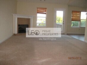 3168 Meadow Point Dr in Snellville, GA - Building Photo - Building Photo