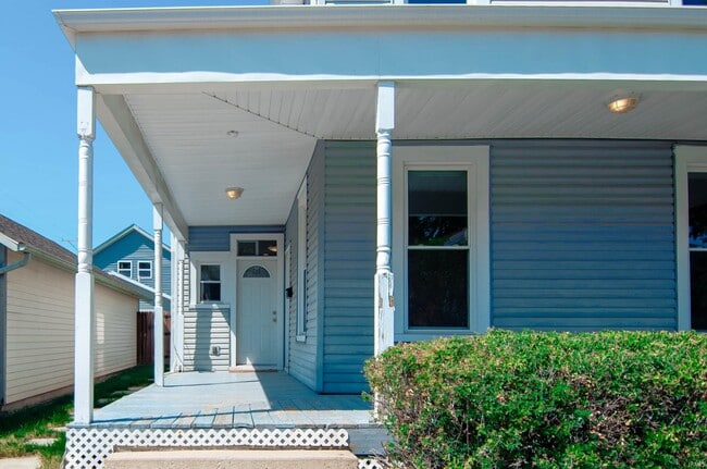 612 Lavina St in Fort Wayne, IN - Foto de edificio - Building Photo
