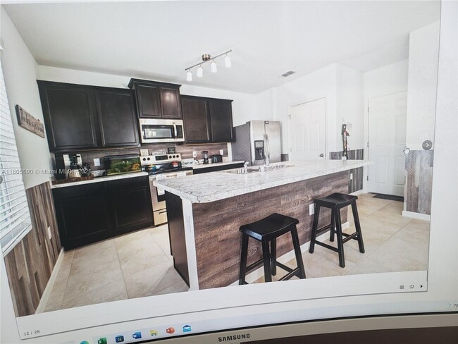 3100 Yellowstone Cir in Fort Pierce, FL - Building Photo - Building Photo