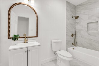 5624 East Side Ave, Unit Upstairs in Dallas, TX - Building Photo - Building Photo