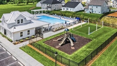 534 Raspberry Hl Dr in Winston-Salem, NC - Building Photo - Building Photo