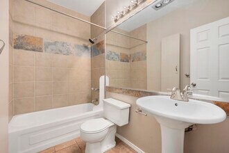 1512 Larimer St, Unit 21 in Denver, CO - Building Photo - Building Photo