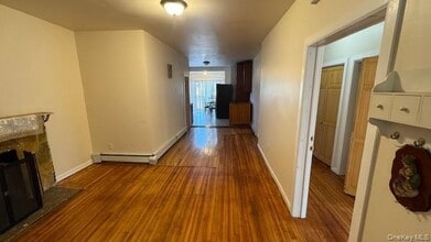 25 Tibbits Ave in White Plains, NY - Building Photo - Building Photo