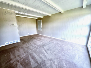 14974 Frazho Rd in Warren, MI - Building Photo - Building Photo