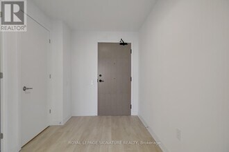 130 River St in Toronto, ON - Building Photo - Building Photo