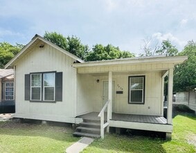 2930 Hiawatha St in Baton Rouge, LA - Building Photo - Building Photo