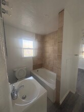 502 Headingly Ave NW in Albuquerque, NM - Building Photo - Building Photo