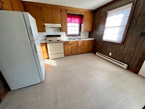 314 S Watts St in Williamston, NC - Building Photo - Building Photo