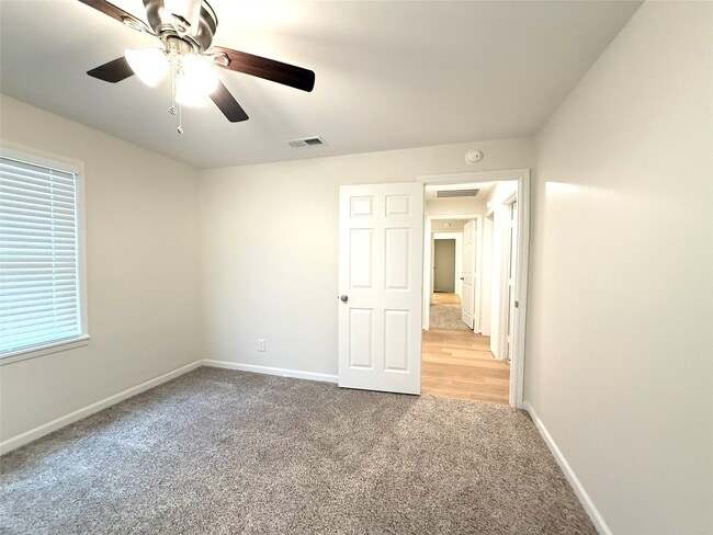 8 Piney Way