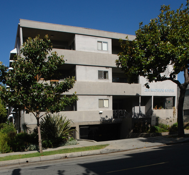 281 S Madison Ave in Pasadena, CA - Building Photo - Building Photo