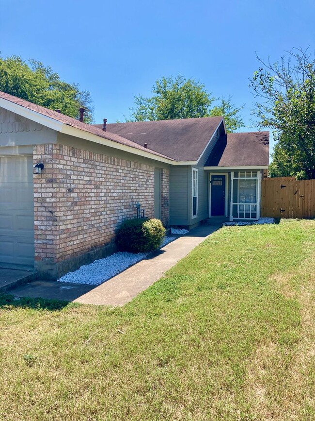 property at 1809 Prairie Knoll Ct