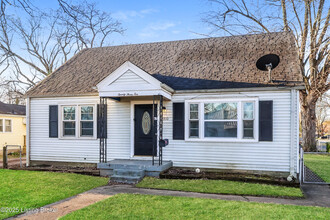 2310 Briargate Ave in Louisville, KY - Foto de edificio - Building Photo
