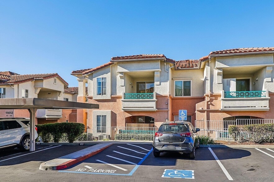 11410 Via Rancho San Diego, Unit 38 in El Cajon, CA - Building Photo