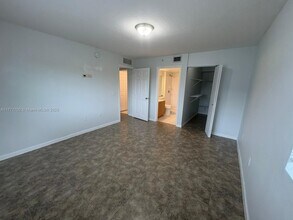 15422 SW 284th St in Homestead, FL - Building Photo - Building Photo