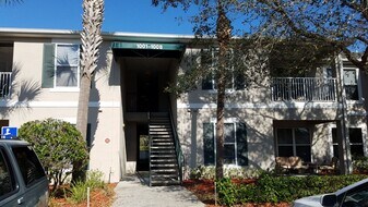 1007 Hemingway Cir in Haines City, FL - Building Photo