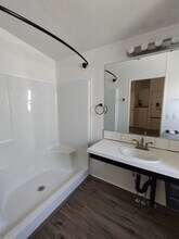 1725 Sargent Ave in Klamath Falls, OR - Building Photo - Building Photo