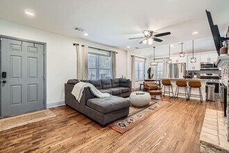 1746 Hadlock St SW in Atlanta, GA - Building Photo - Building Photo