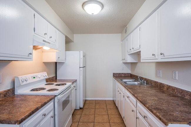 Borderman's Reef in Albuquerque, NM - Foto de edificio - Interior Photo