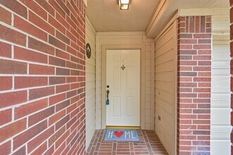 318 Paradise Ln in Montgomery, TX - Building Photo - Building Photo