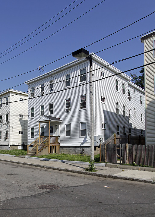 55 Colonial Ave in Boston, MA - Building Photo