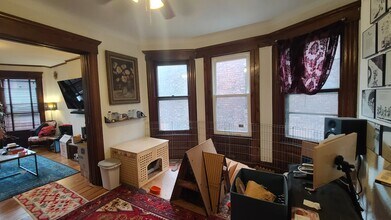 49 Hudson Pl, Unit 2 in Weehawken, NJ - Building Photo - Building Photo