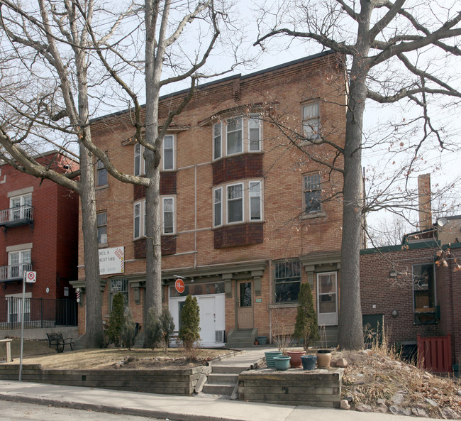 81 Beech Ave in Toronto, ON - Building Photo - Primary Photo