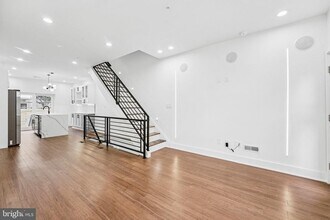 2602 Earp St in Philadelphia, PA - Building Photo - Building Photo