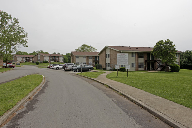 Rolling Acres Apartments in Murfreesboro, TN - Building Photo - Building Photo