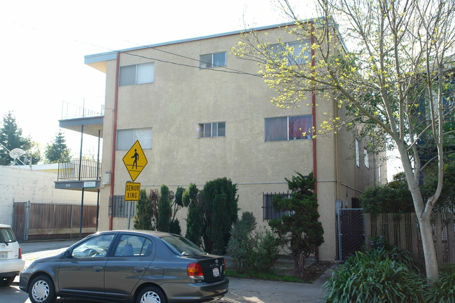 1836 Hearst Ave in Berkeley, CA - Building Photo - Building Photo