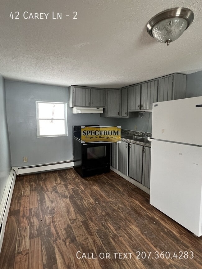 42 Carey Ln in Waterville, ME - Building Photo - Building Photo