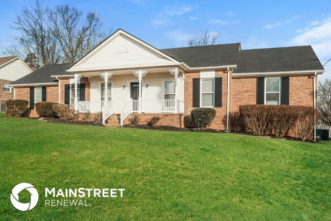 3804 Hillshire Dr in Nashville, TN - Building Photo - Building Photo