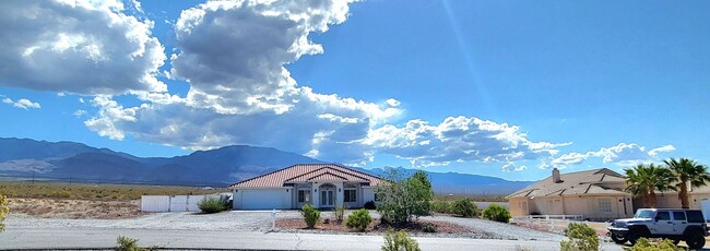 property at 6181 Meadow Creek Ln