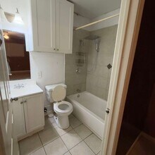 1345 Kynn Dr in Garland, TX - Foto de edificio - Building Photo