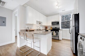 3600 N Oakley Ave in Chicago, IL - Building Photo - Building Photo